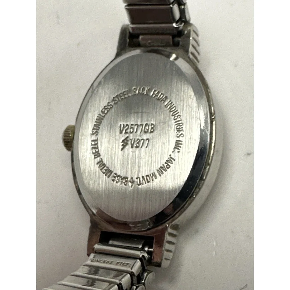 Gloria‎ Vanderbilt V2577QB Ladies Watch New Battery 19MM 5.75